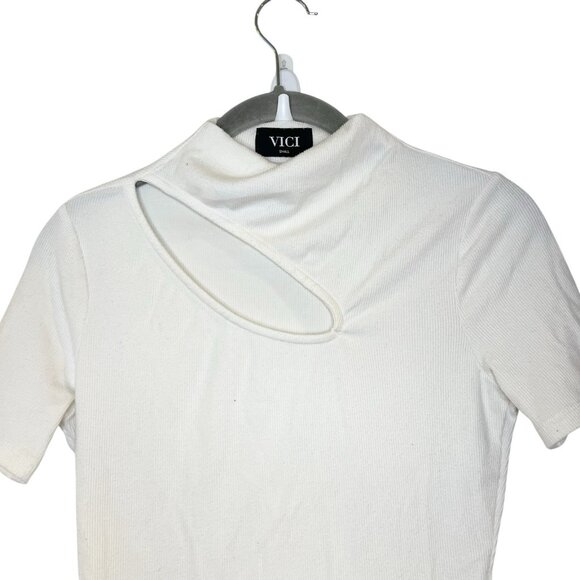 VICI Solid White Cutout Choker Neck Ribbed Stretch T-Shirt Crop Top Size S - Picture 3 of 5